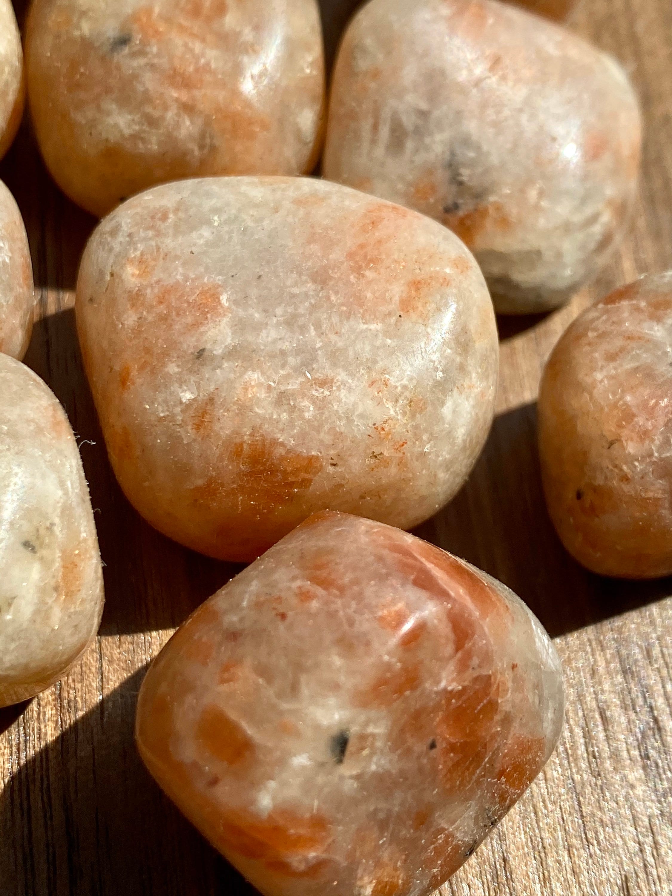 Sunstone TUMBLED  Sunstone 