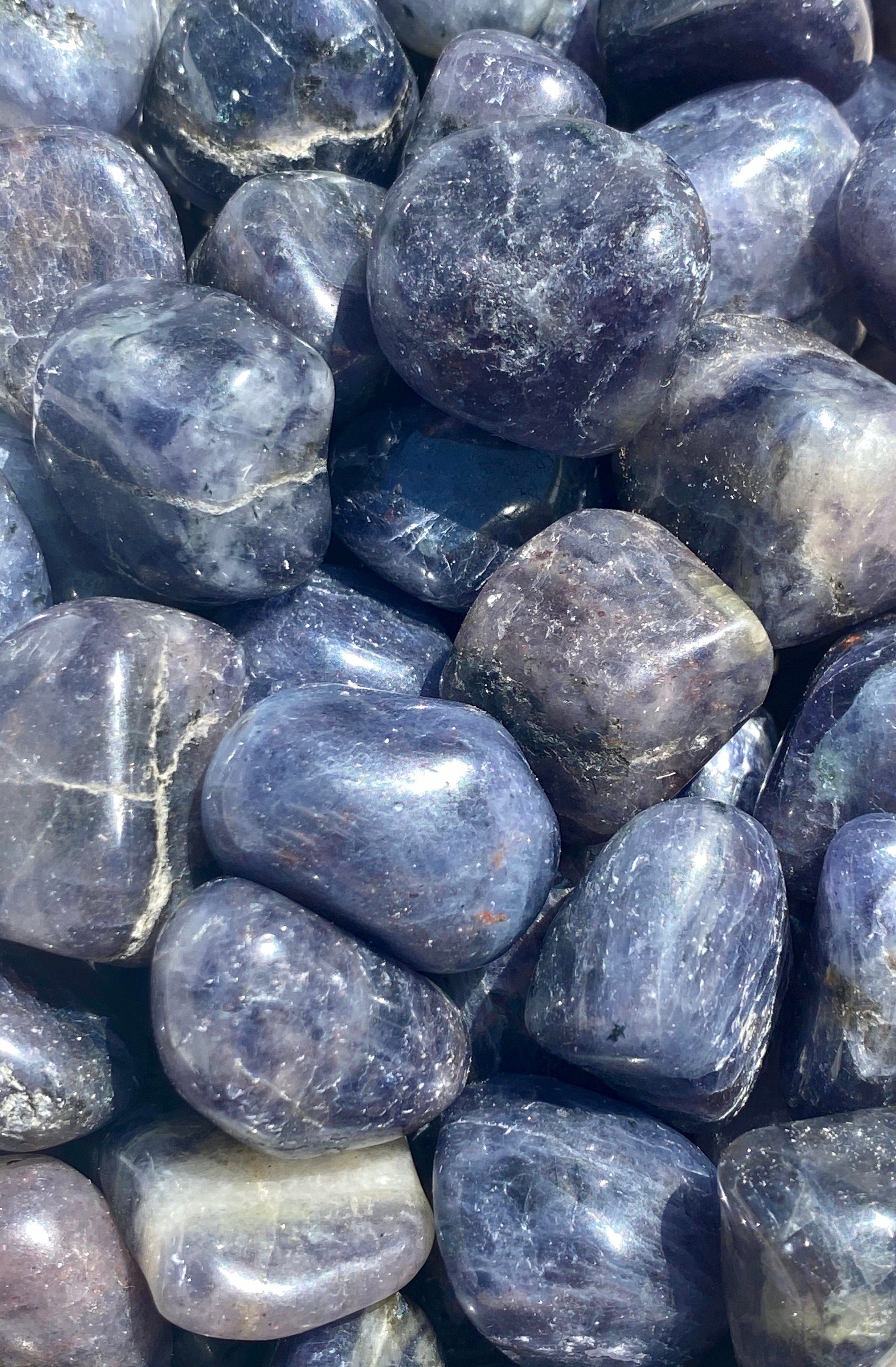 Iolite TUMBLED