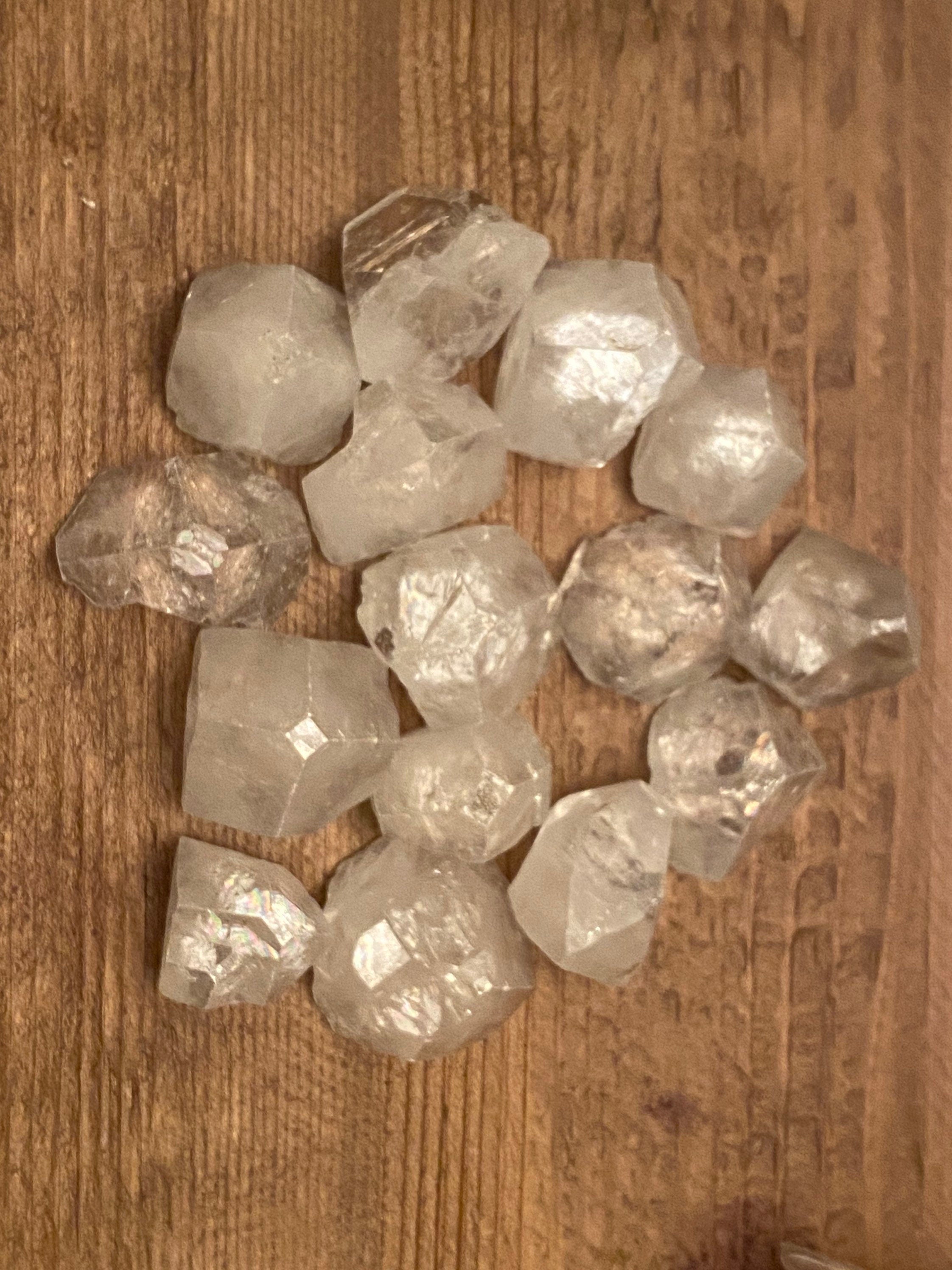 Apophyllite Tip