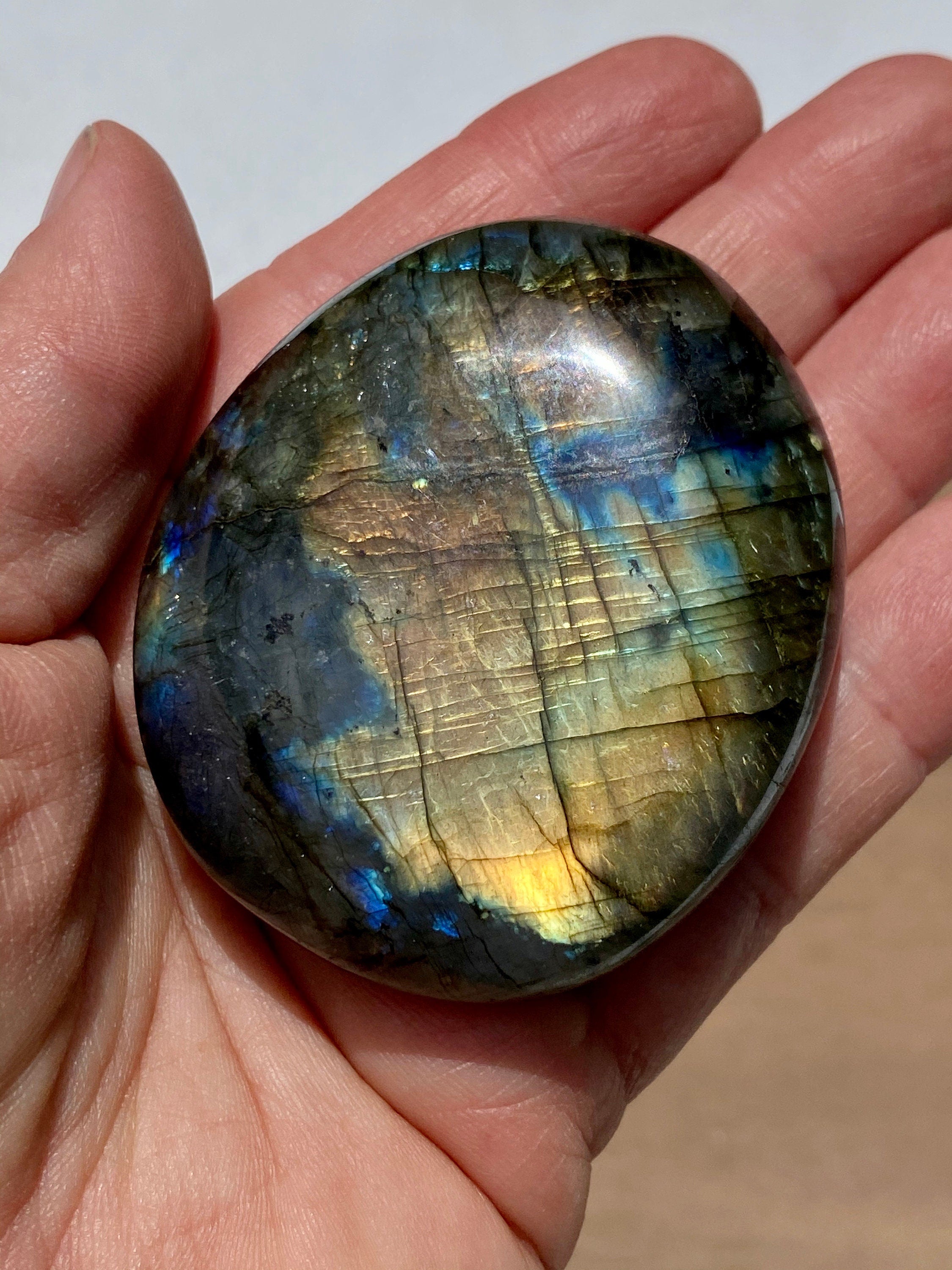 Labradorite PALM STONE from Madagascar