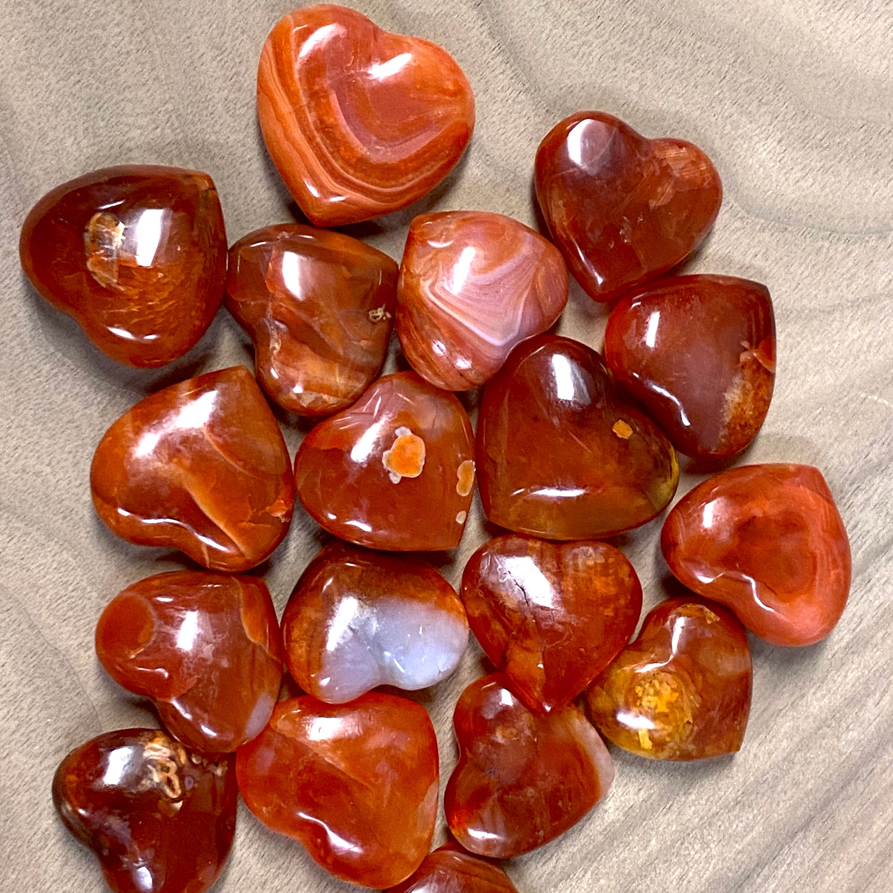 Carnelian HEARTS Madagascar - 2 to 4 Centimeters Carnelian Hearts -  Root Chakra Crystal - Sacral Chakra Stone - Healing Crystals and stones