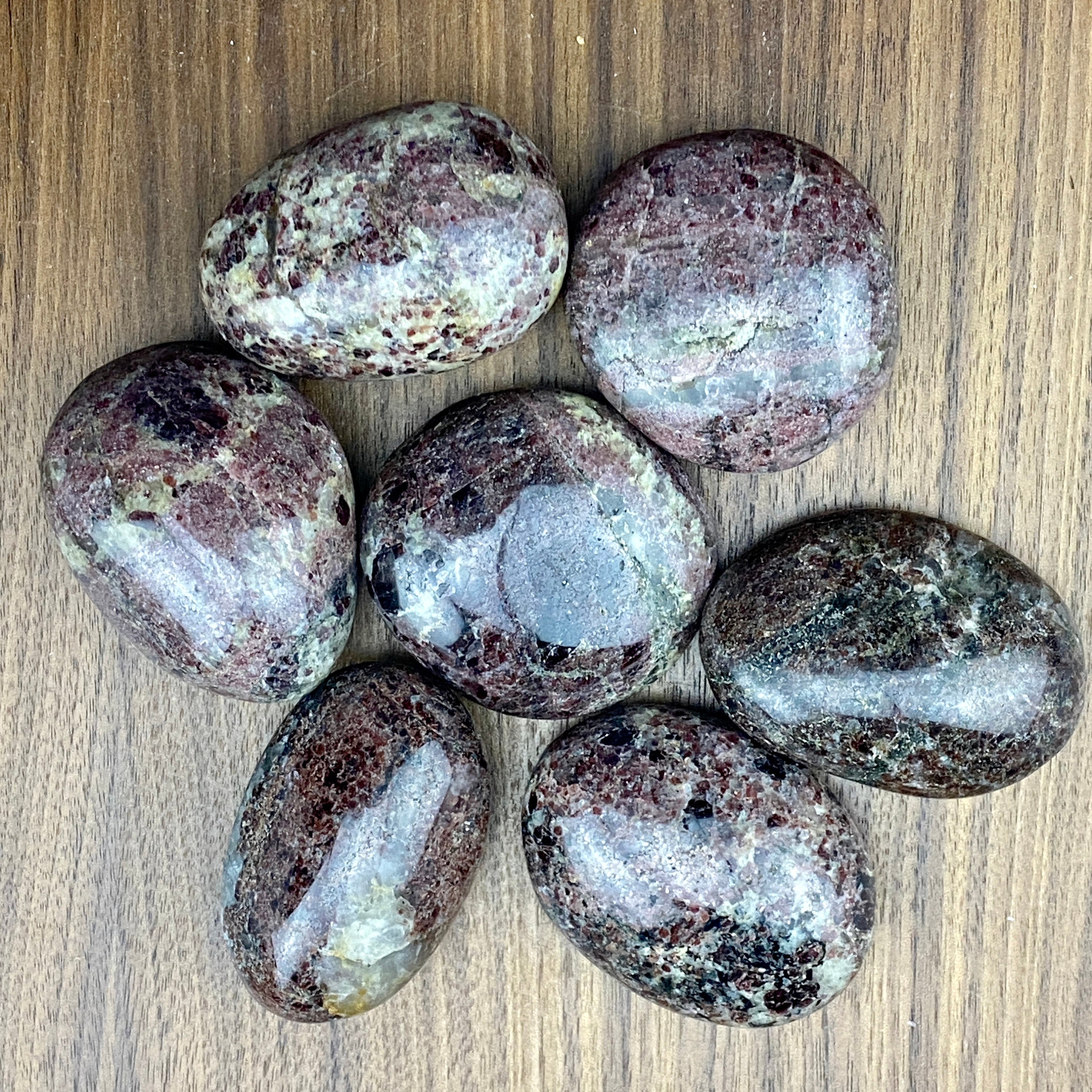 Garnet PALM STONE