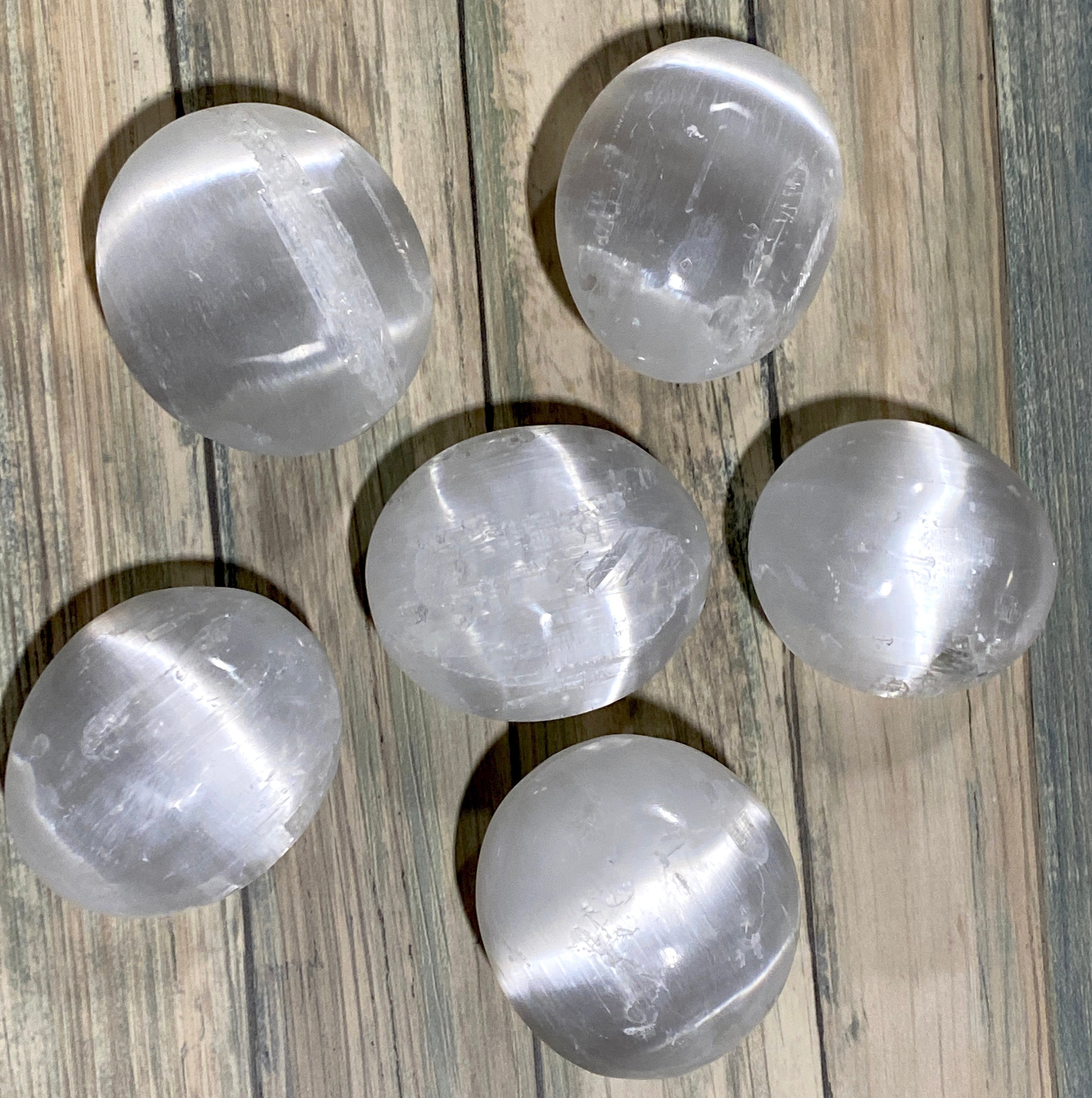 Selenite Palmstone Morocco - Selenite Palm Stone - Crown Chakra Crystal - High Vibration- Cleansing - Energy Healing - 7th Chakra - Reiki