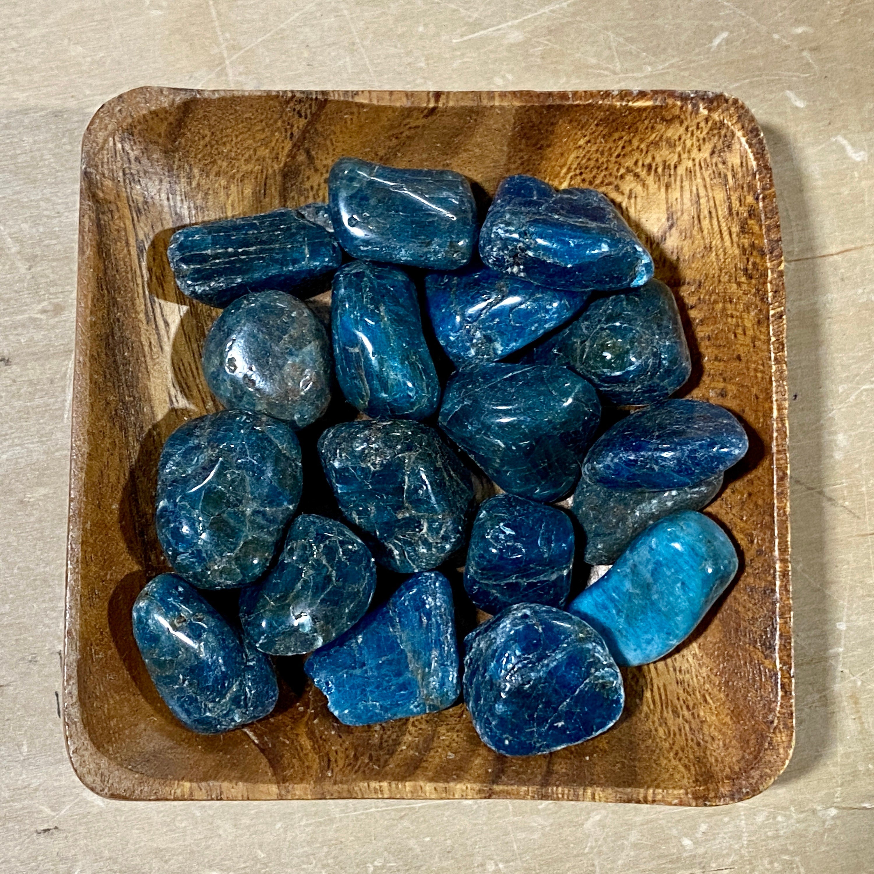 Apatite TUMBLED